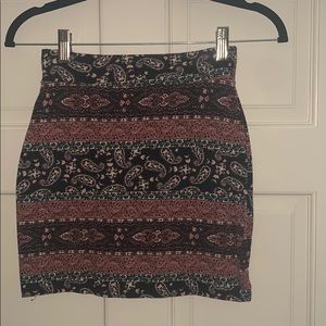 Paisley body con skirt